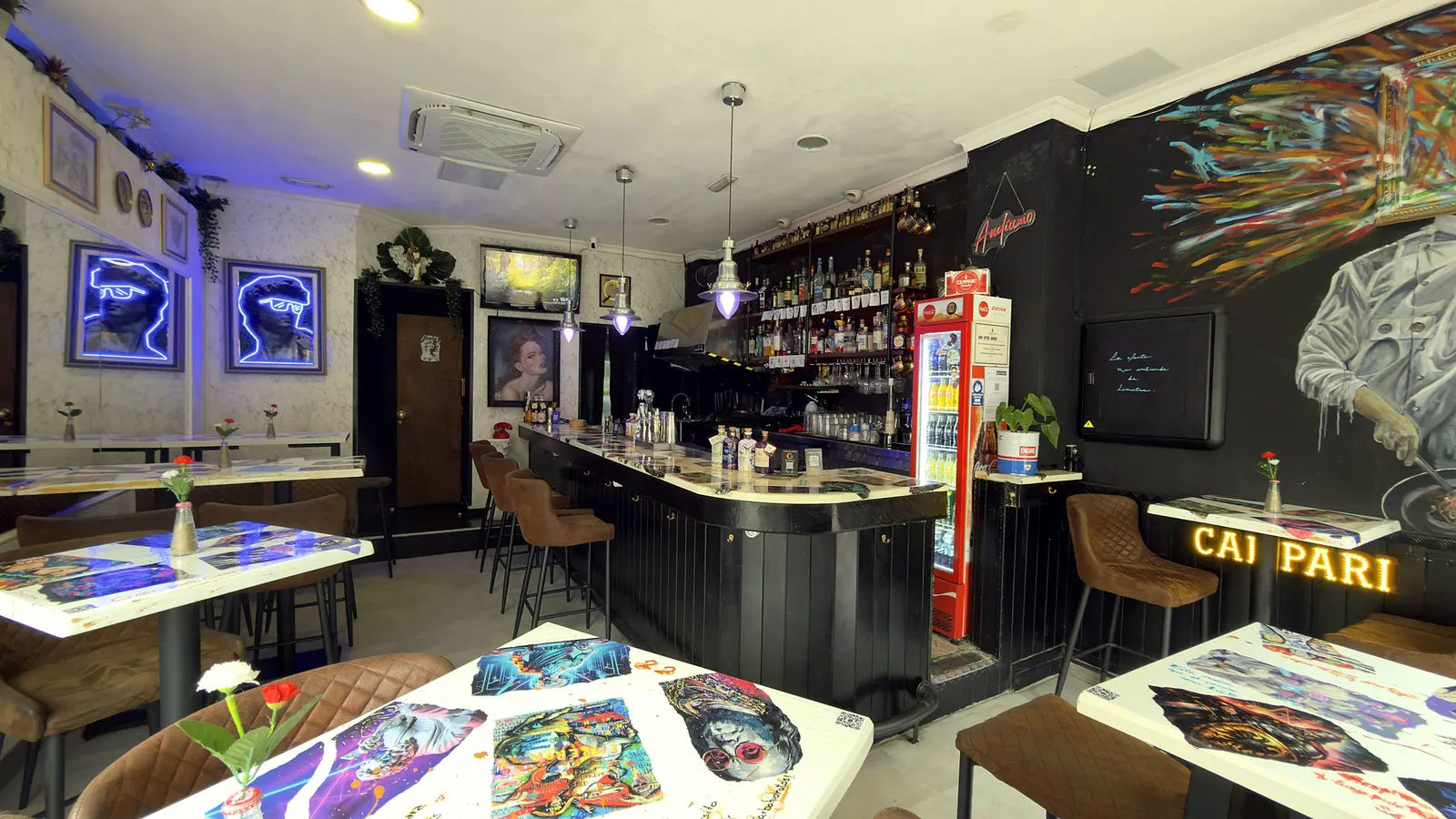 Restaurant by day